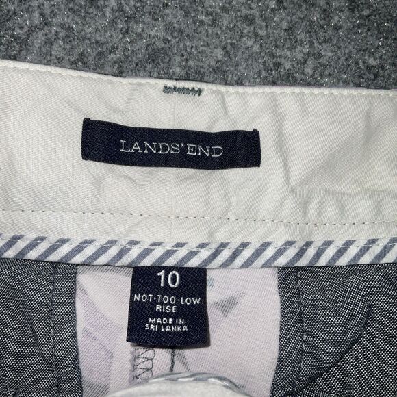 Lands’ End Shorts Womens Size 10 Purple Floral Chino Casual - Picture 3 of 10